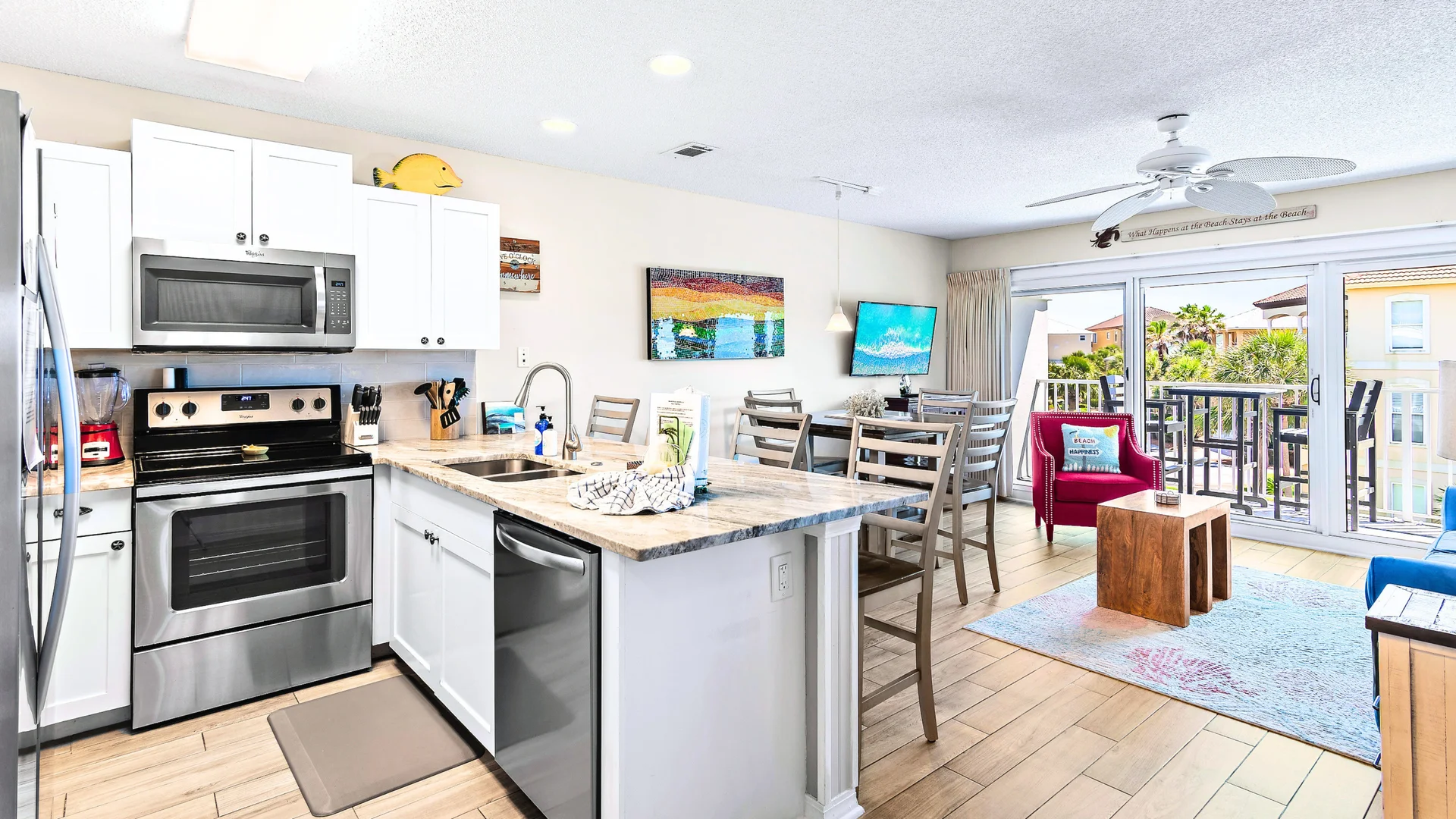 Steps to Beach • Gulf View Condo w/ Beach Service - Photo 10