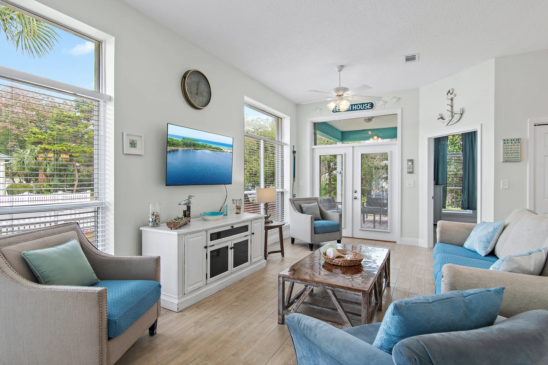 Newly Renovated Private Beach Cottage