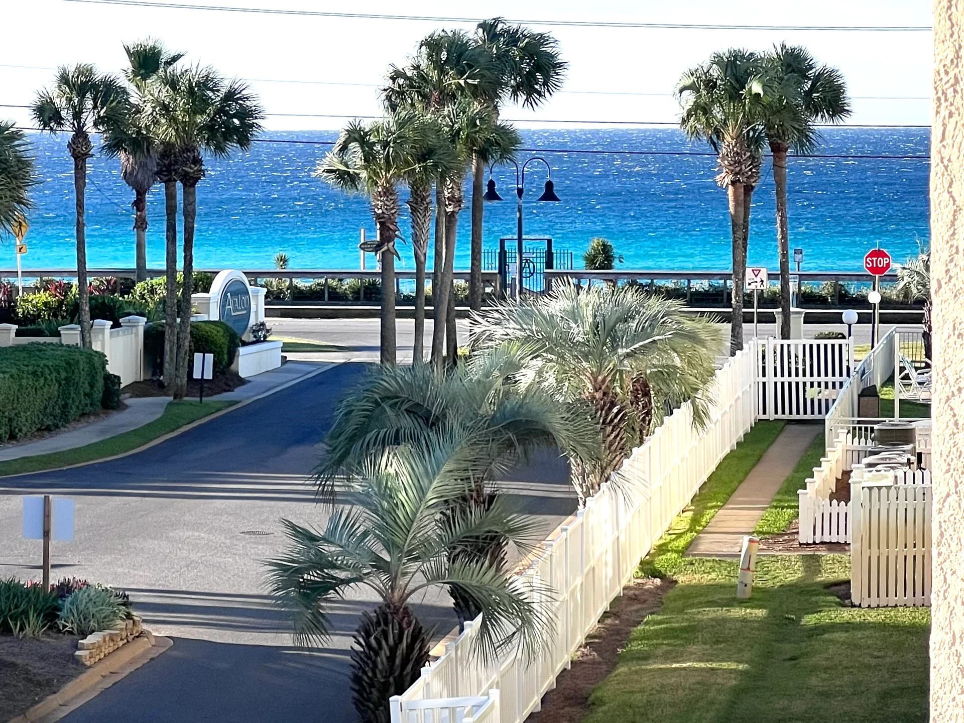 Gulf Views, Sleeps 8, Beach Service Inc!