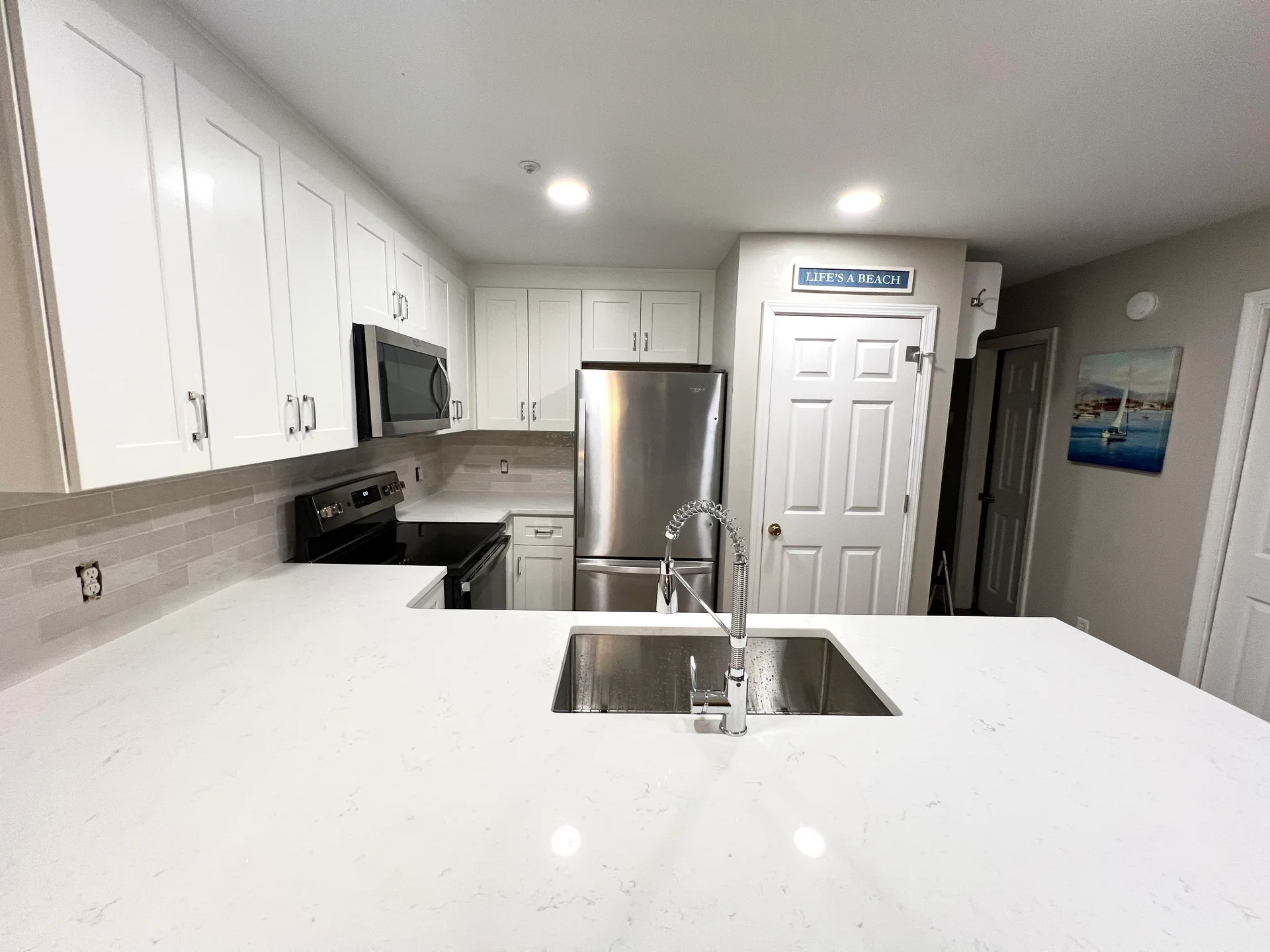 Gulf Views, Sleeps 8, Beach Service Inc! - Photo 5