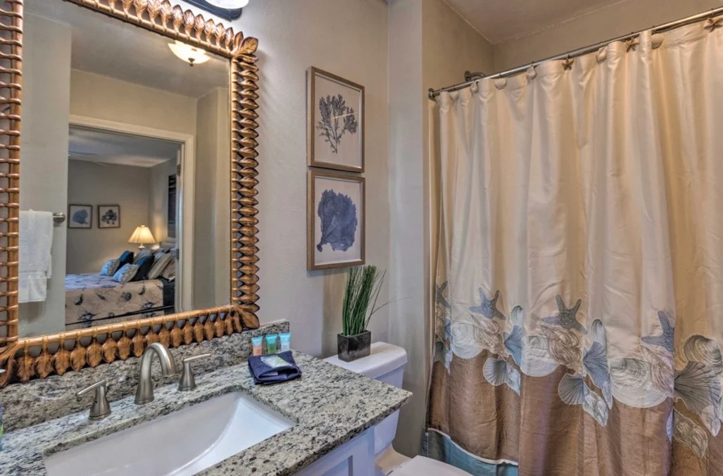 Beach, Fish, Golf & Celebrate | Maravilla's Perfect Miramar Beach Retreat - Photo 9
