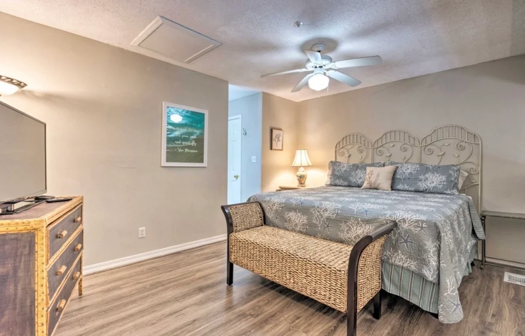 Beach, Fish, Golf & Celebrate | Maravilla's Perfect Miramar Beach Retreat - Photo 10