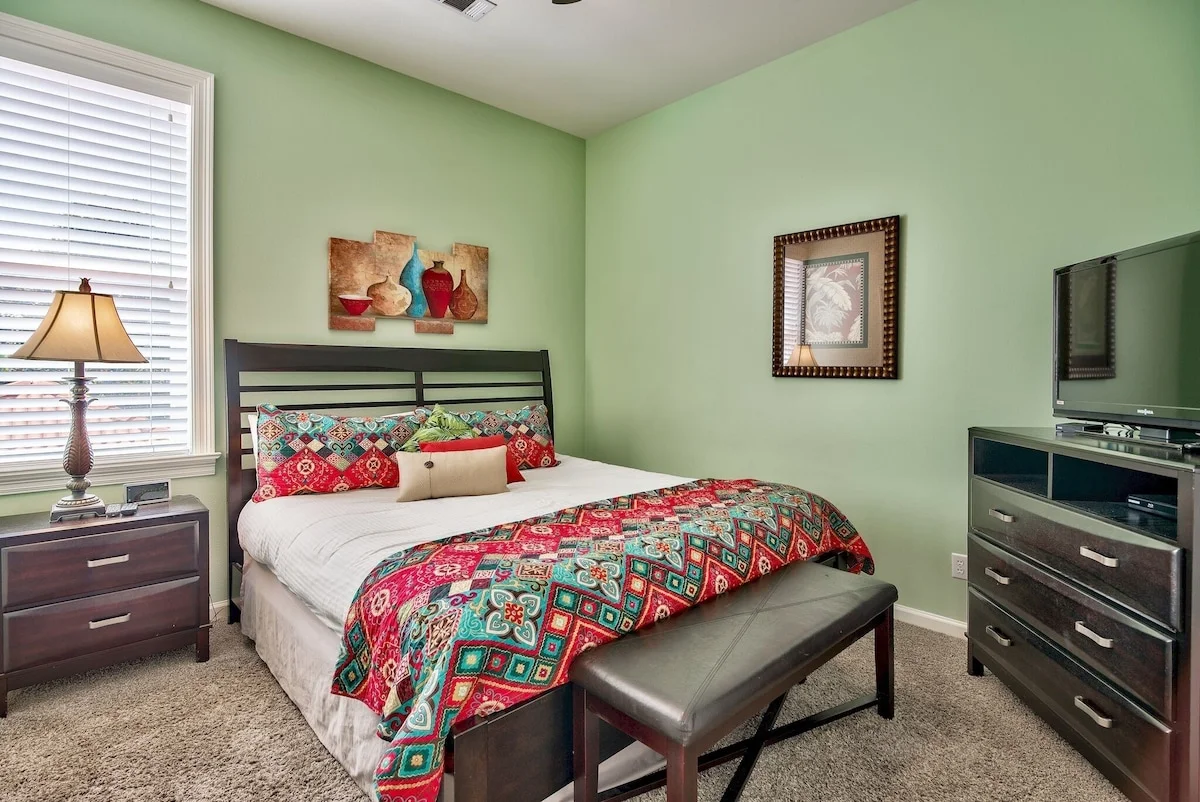 Another tastefully decorated King bedroom