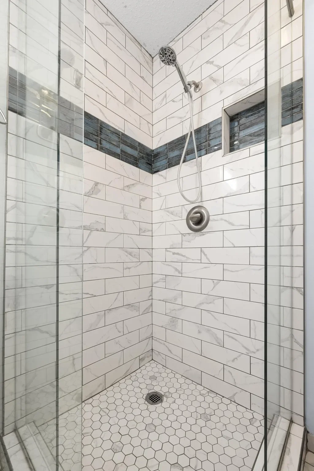 Maravilla 2412 - Top Floor remodeled unit with great gulf view & Free Beach Service - Photo 5