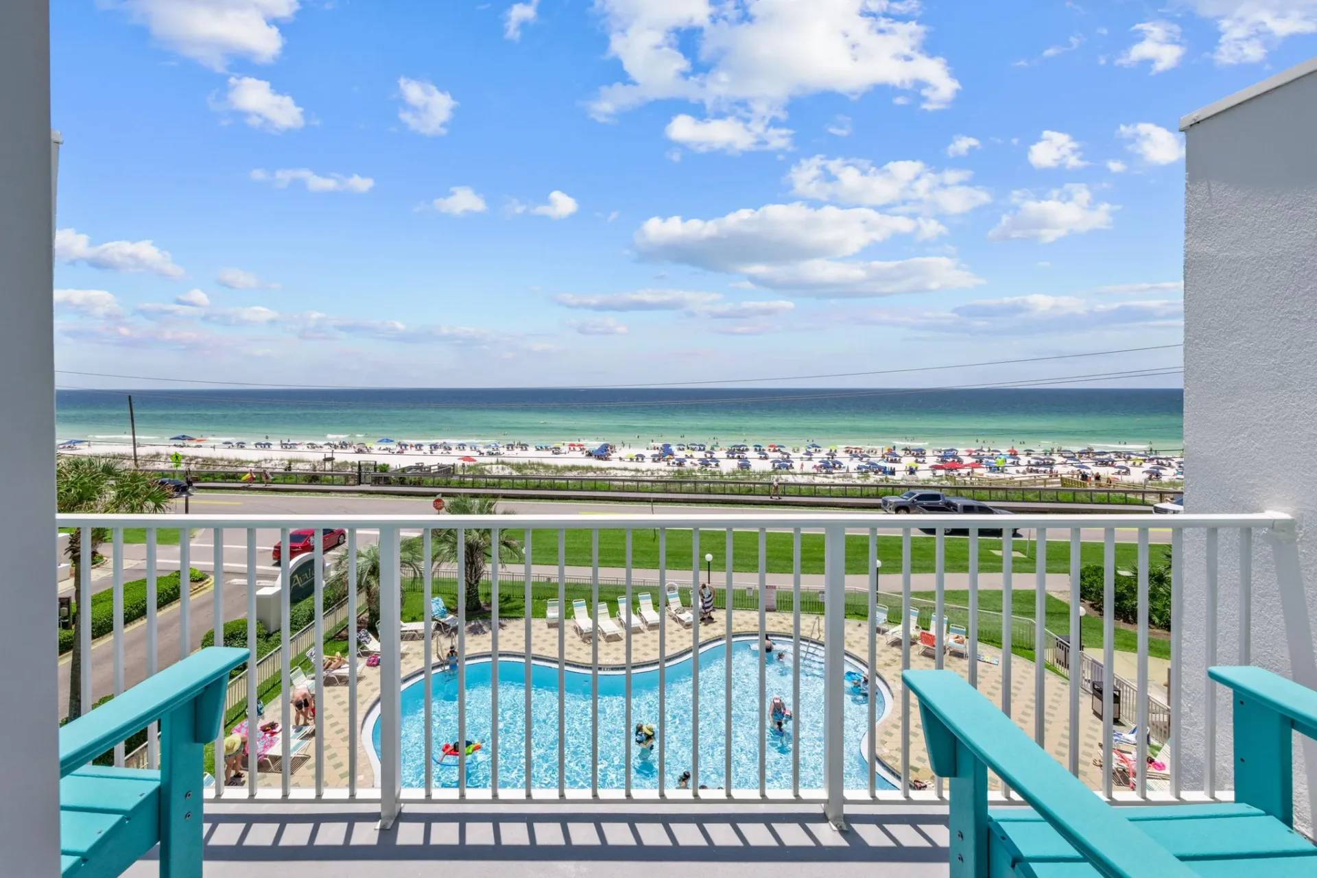 Maravilla 2412 - Top Floor remodeled unit with great gulf view & Free Beach Service - Photo 9