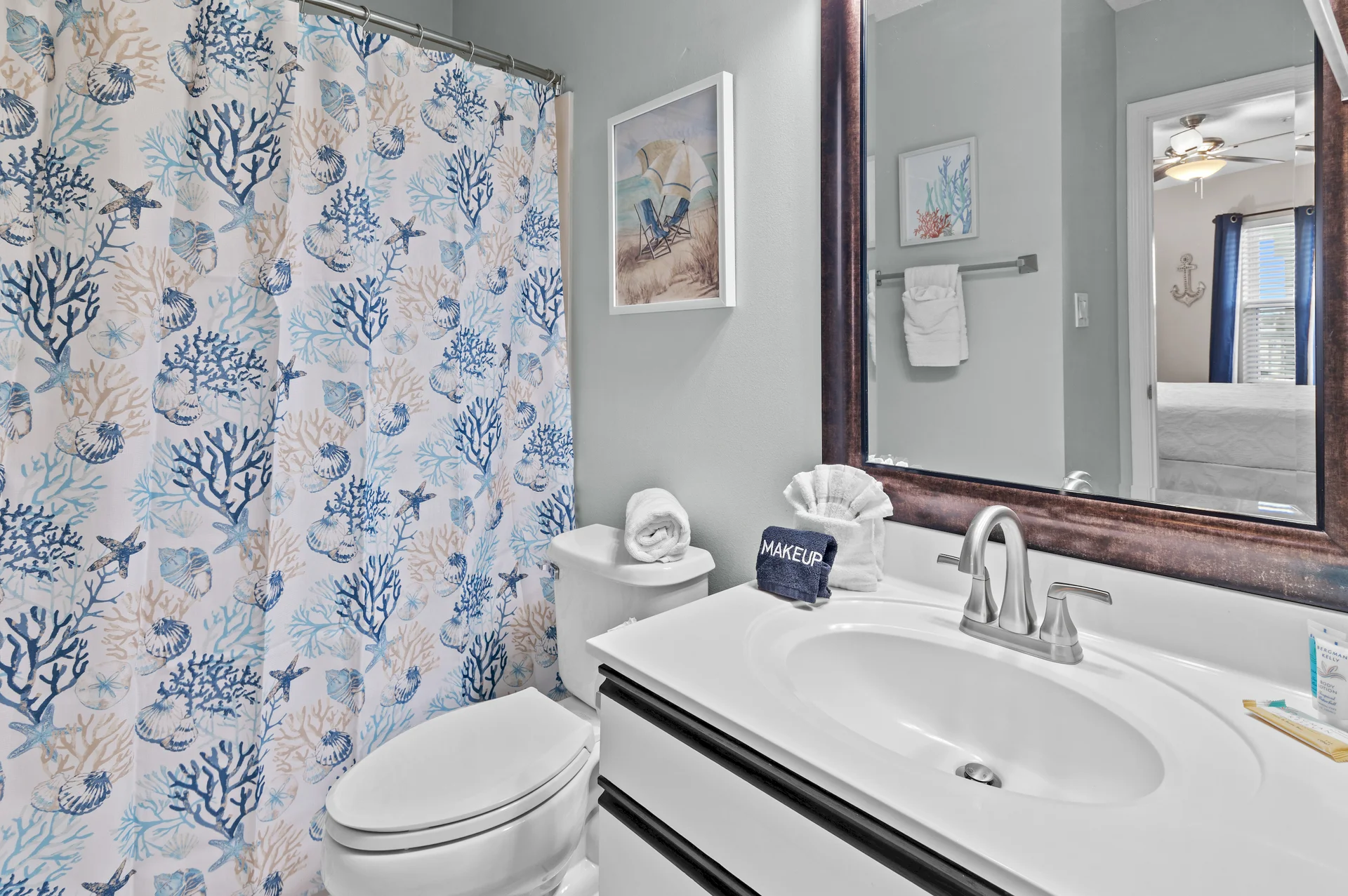 Maravilla 3br/2ba~Updated!~Sleeps 8~Free Beach Service! Top-Floor! Unit 1412 - Photo 11