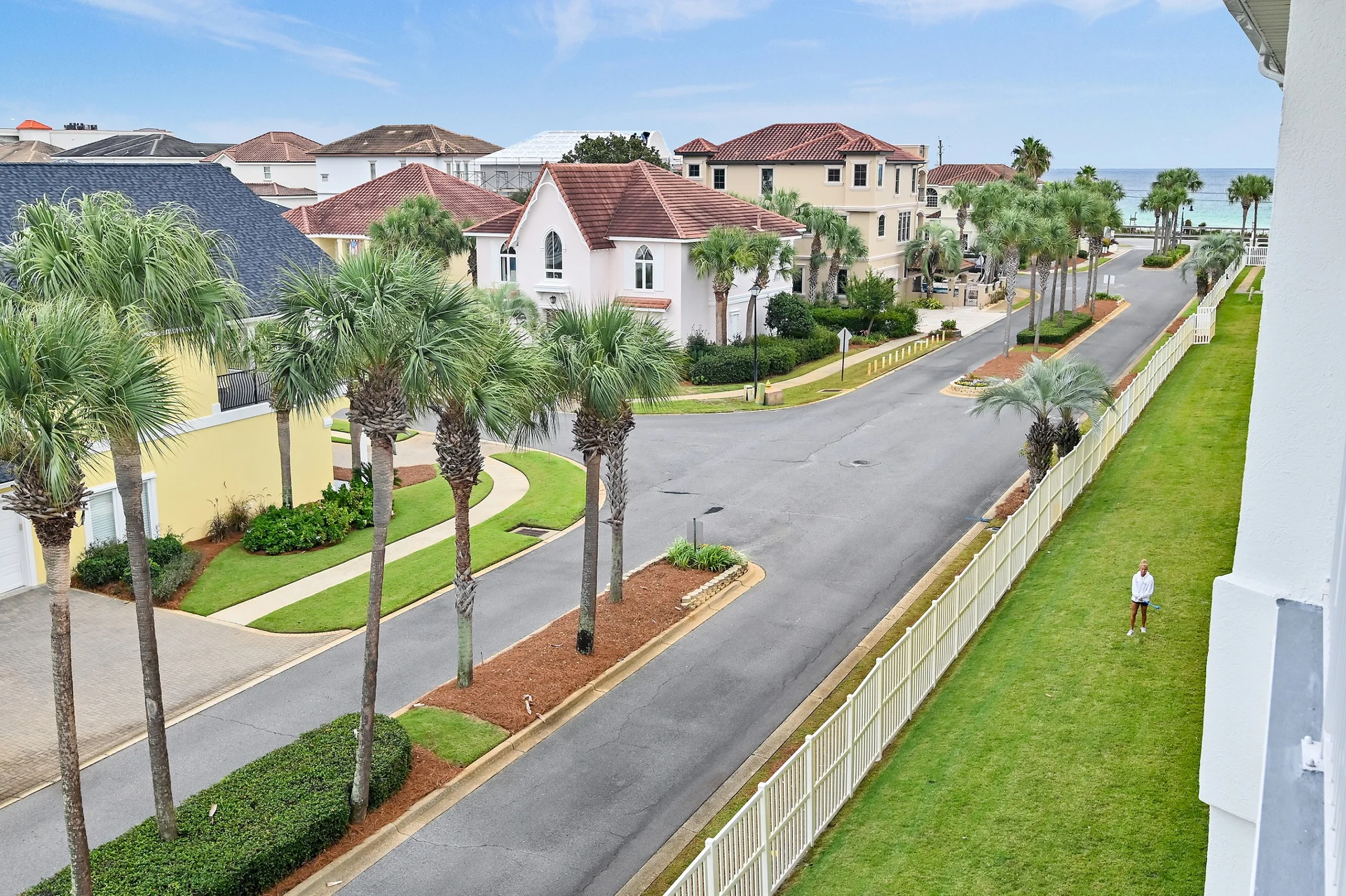 Maravilla 3br/2ba~Updated!~Sleeps 8~Free Beach Service! Top-Floor! Unit 1412 - Photo 15