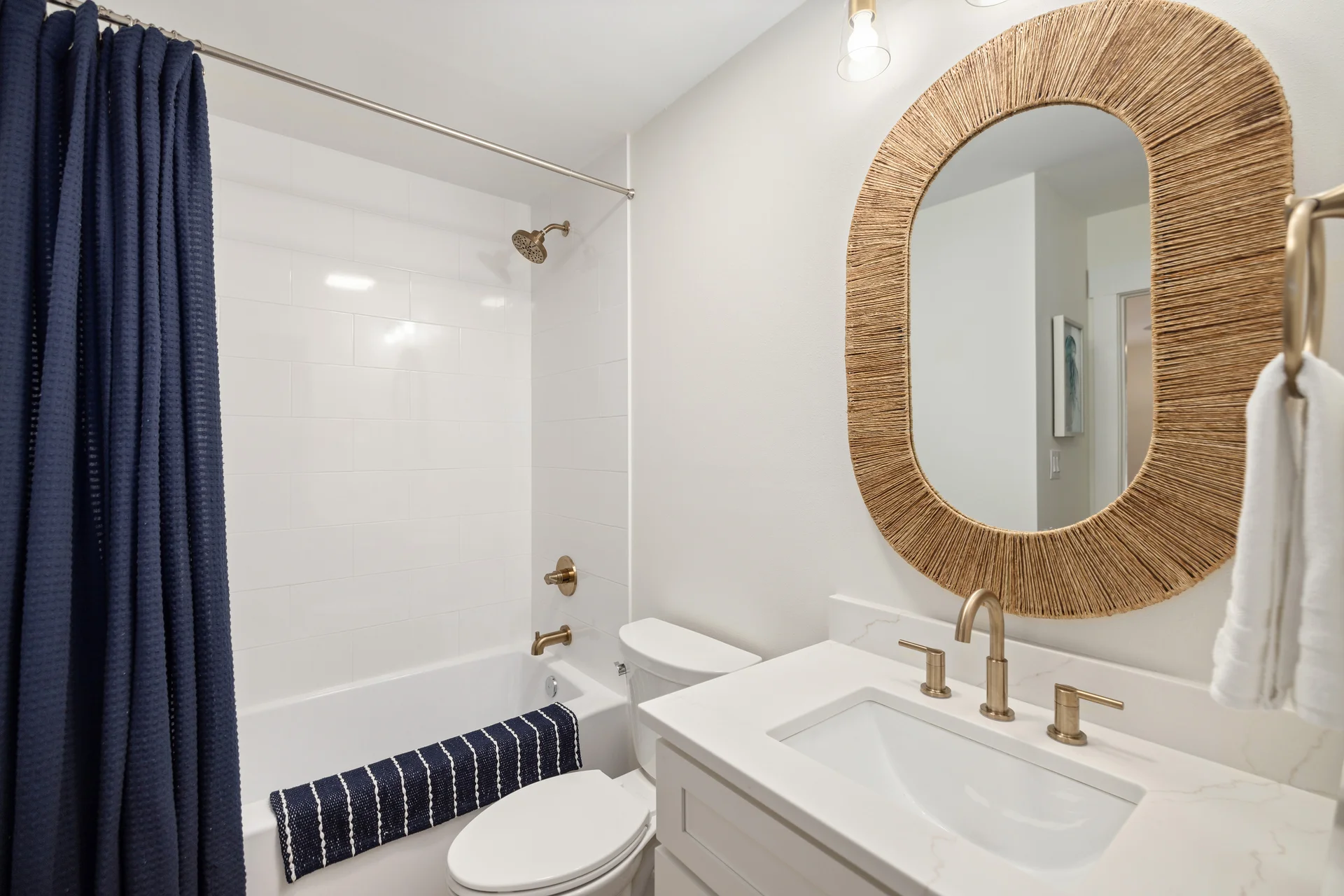 Newly Renovated Ground Floor 3 BR w/ Beach Service - Photo 13