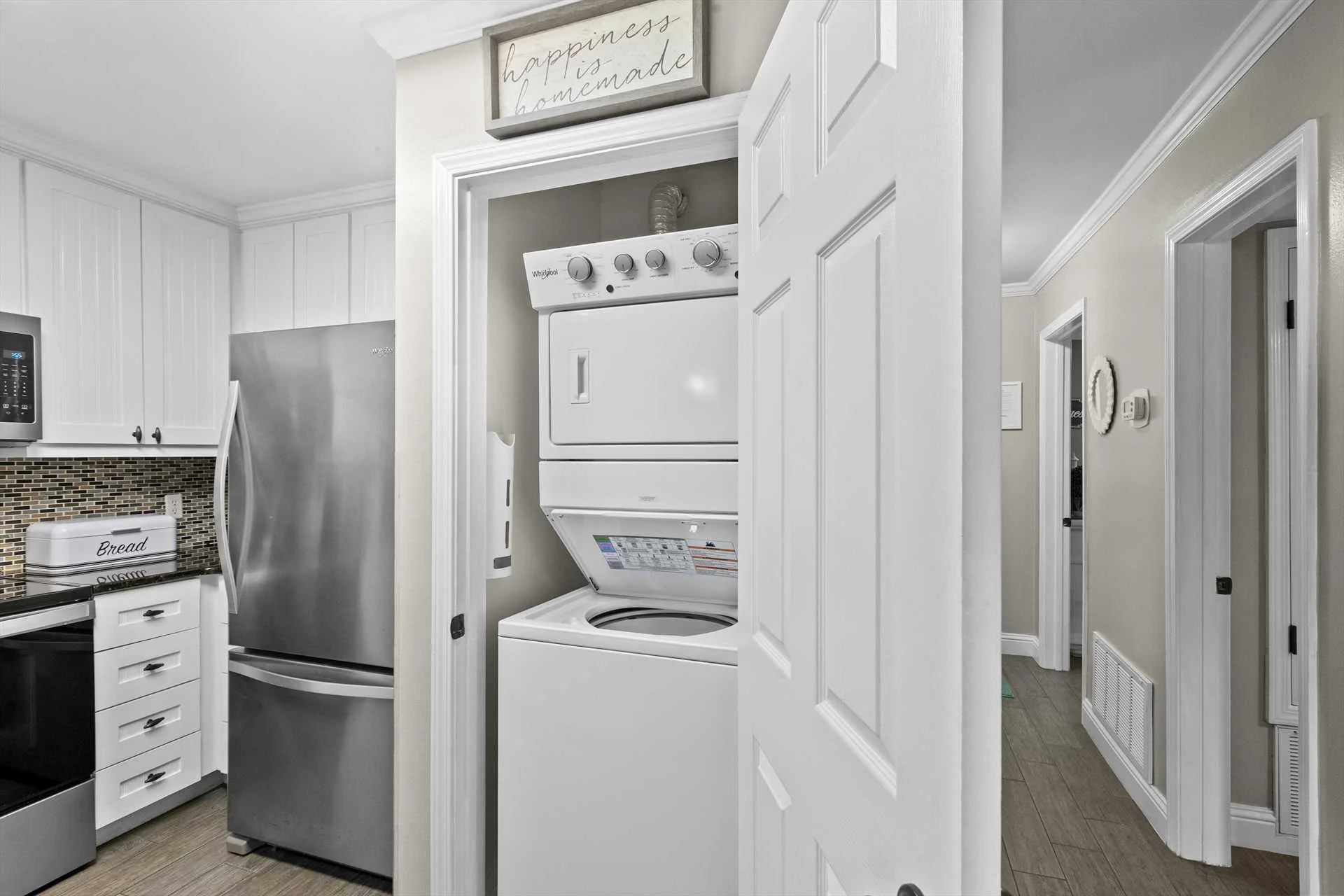 The beautifully renovated Drift Inn unit - 1202 - Photo 6