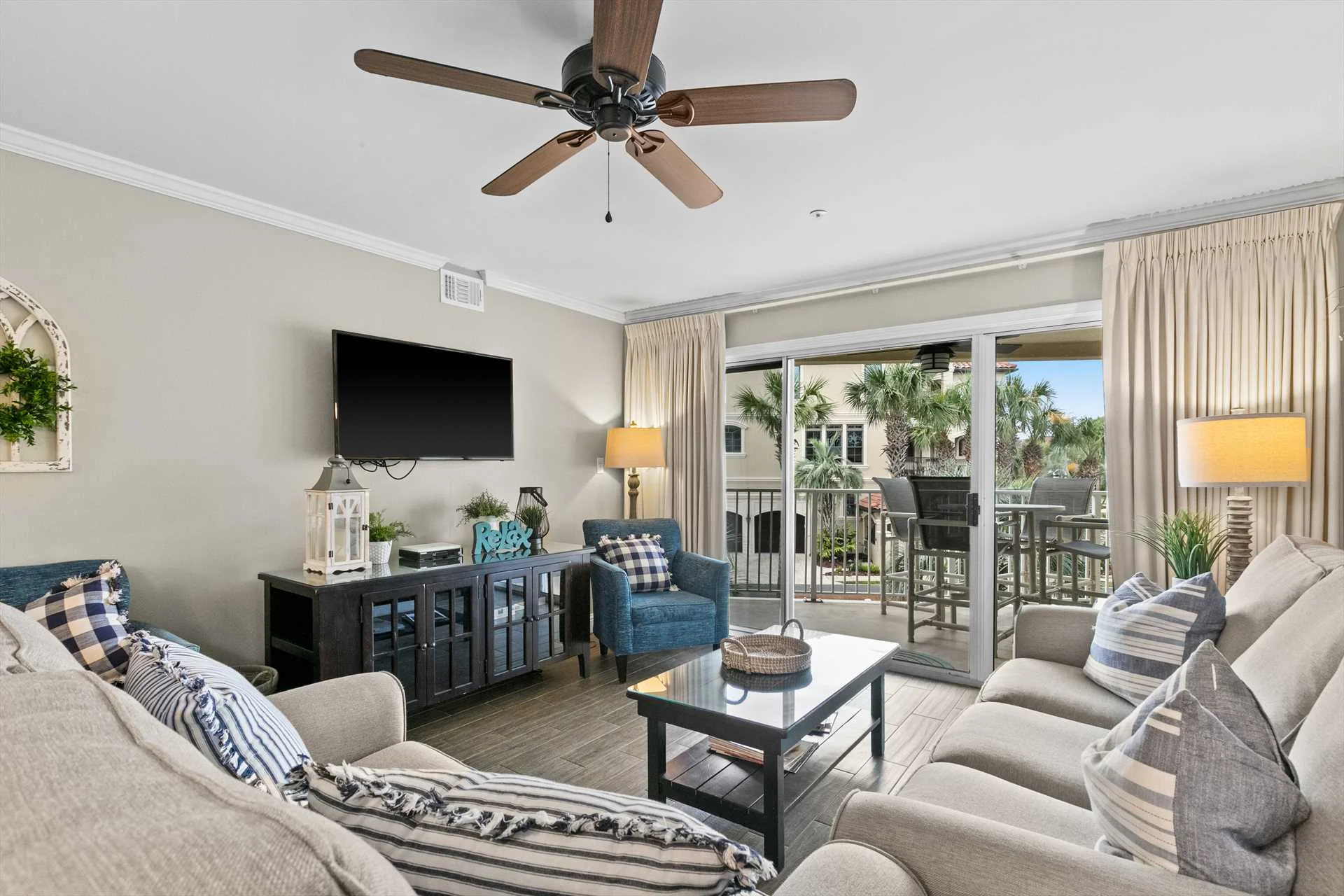 The beautifully renovated Drift Inn unit - 1202 - Photo 10