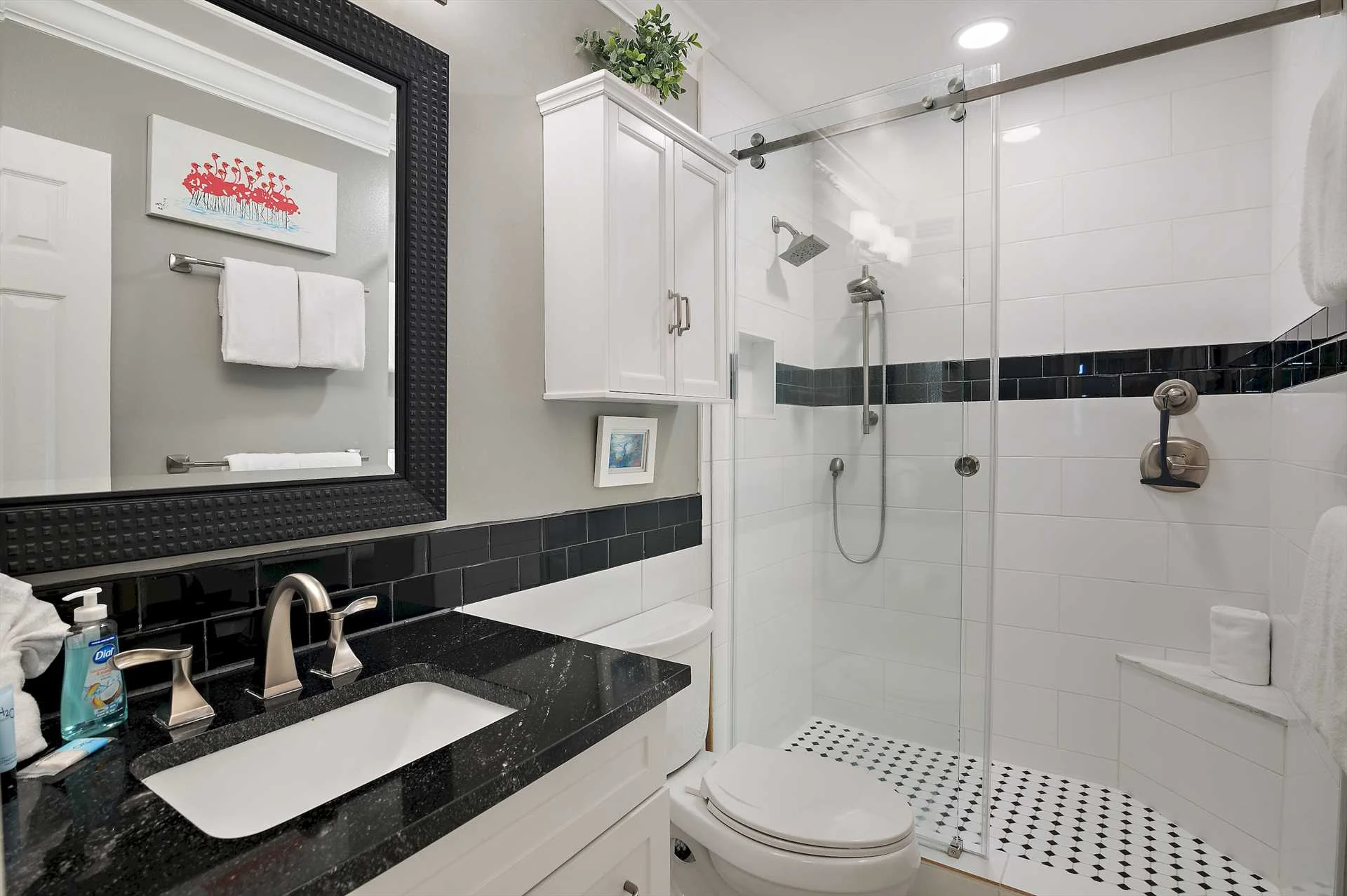 Maravilla Resort - Gone Coastal - Photo 5