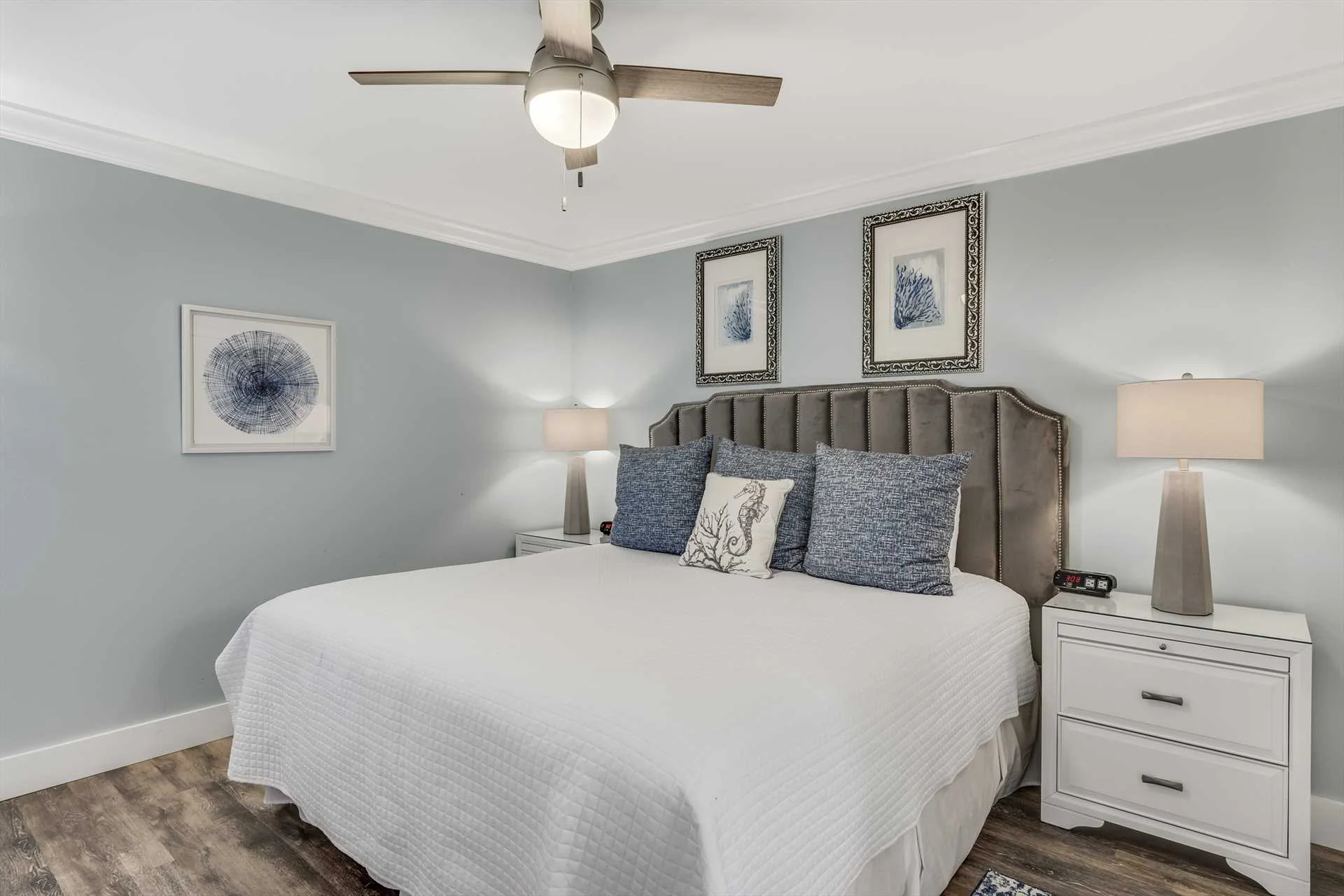 A Shore Thing at Maravilla 2211 - Photo 3