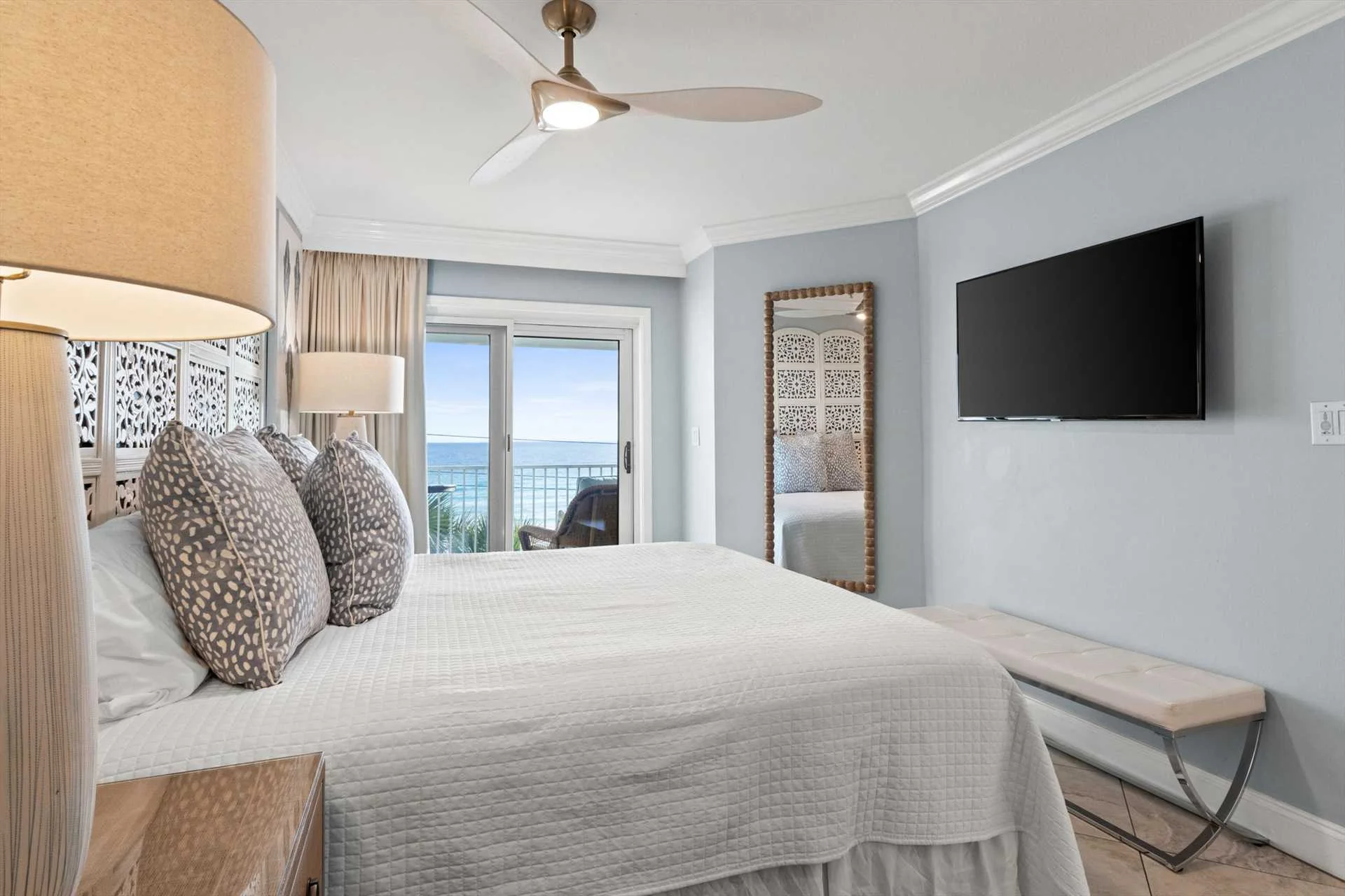 Maravilla Resort 2405 | Top-Floor Gulf-Front Condo in Destin, FL | Unobstructed Views - Photo 4