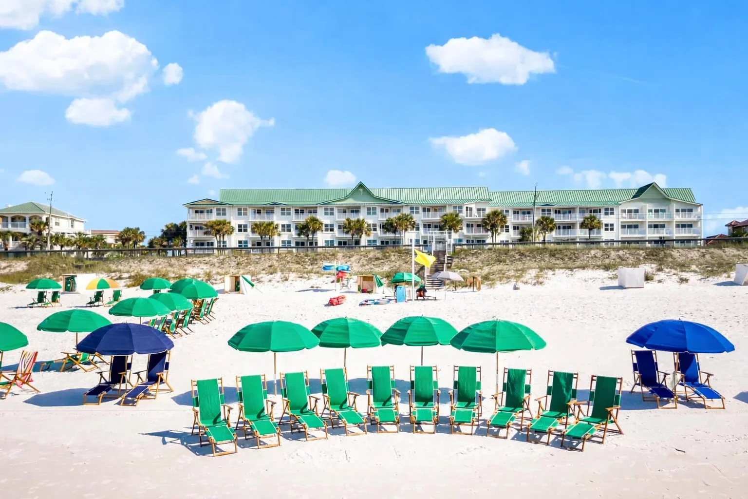 Convenient Updated Ground Floor Unit. 2 Bedrooms/2 Bathrooms - Photo 14