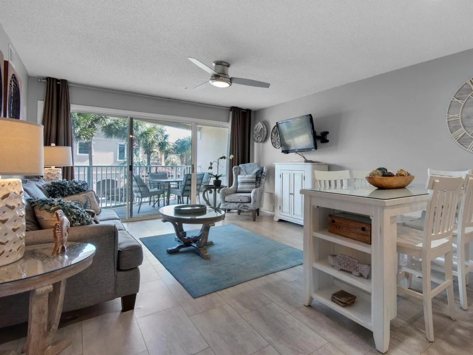 Welcome to Maravilla 1204 – Your Beachside Home Away from Home! - Photo 5