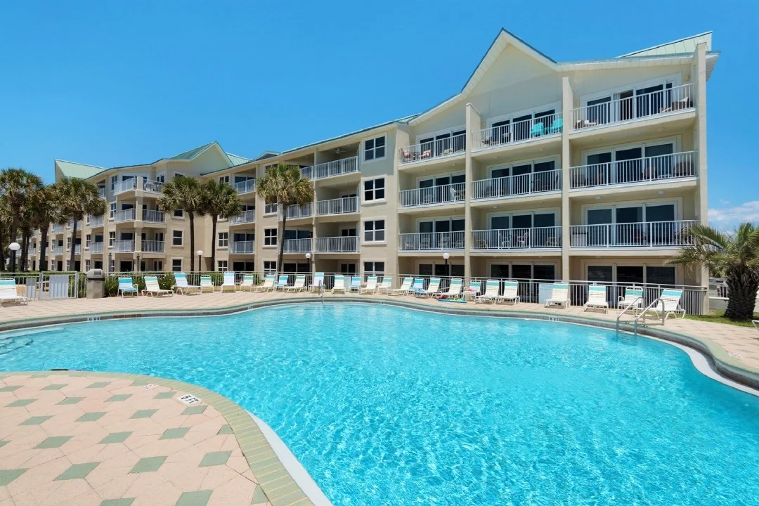 Welcome to Maravilla 1204 – Your Beachside Home Away from Home! - Photo 4