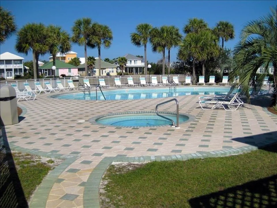 Welcome to Maravilla 1204 – Your Beachside Home Away from Home! - Photo 15