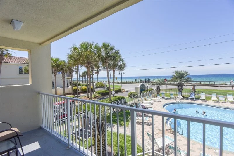 1BR, 2BA • Sleeps 6 • Gulf Front • Beach Service Included