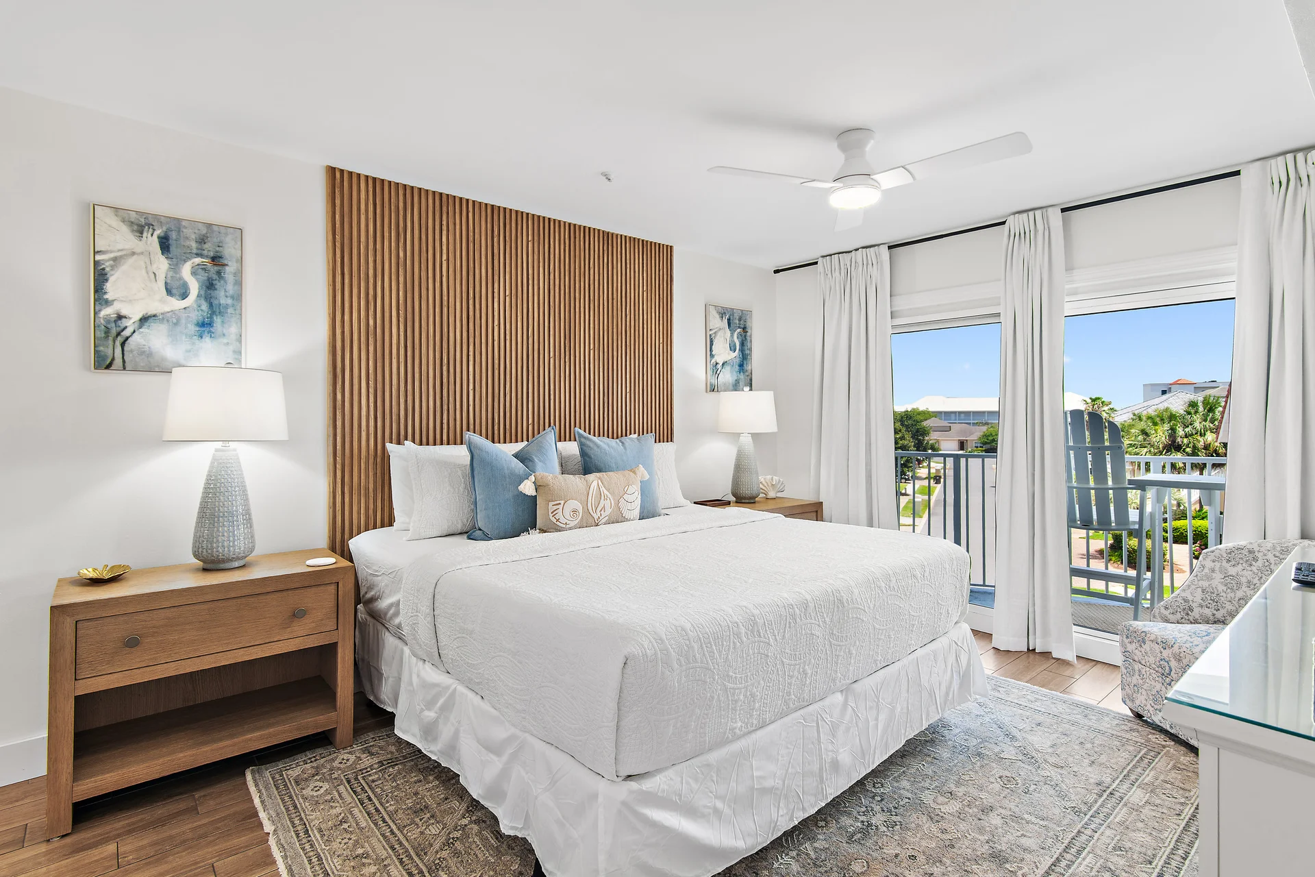 Gulf View 3BR, Sleeps 8, Beach Service Included - Photo 8