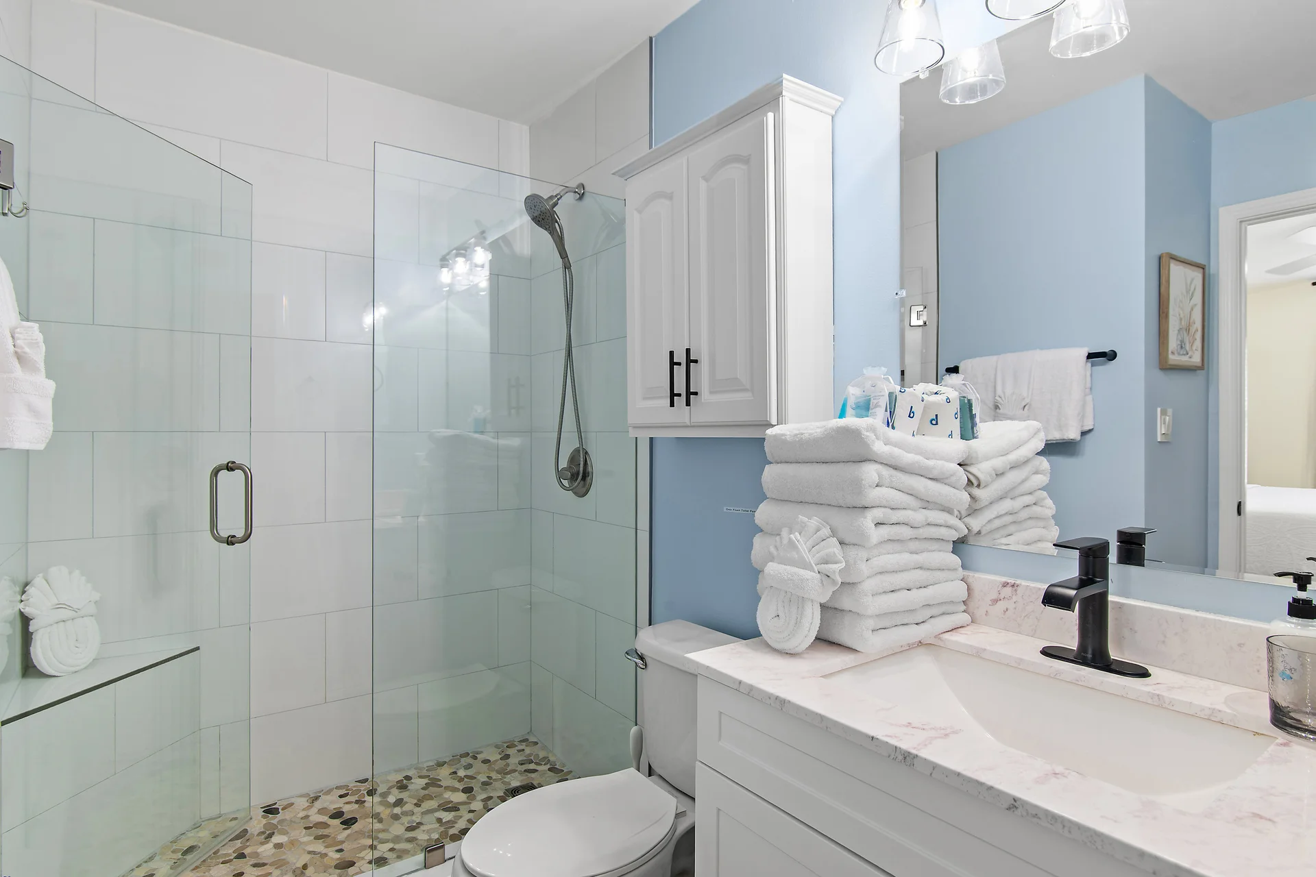 Gulf View 3BR, Sleeps 8, Beach Service Included - Photo 12