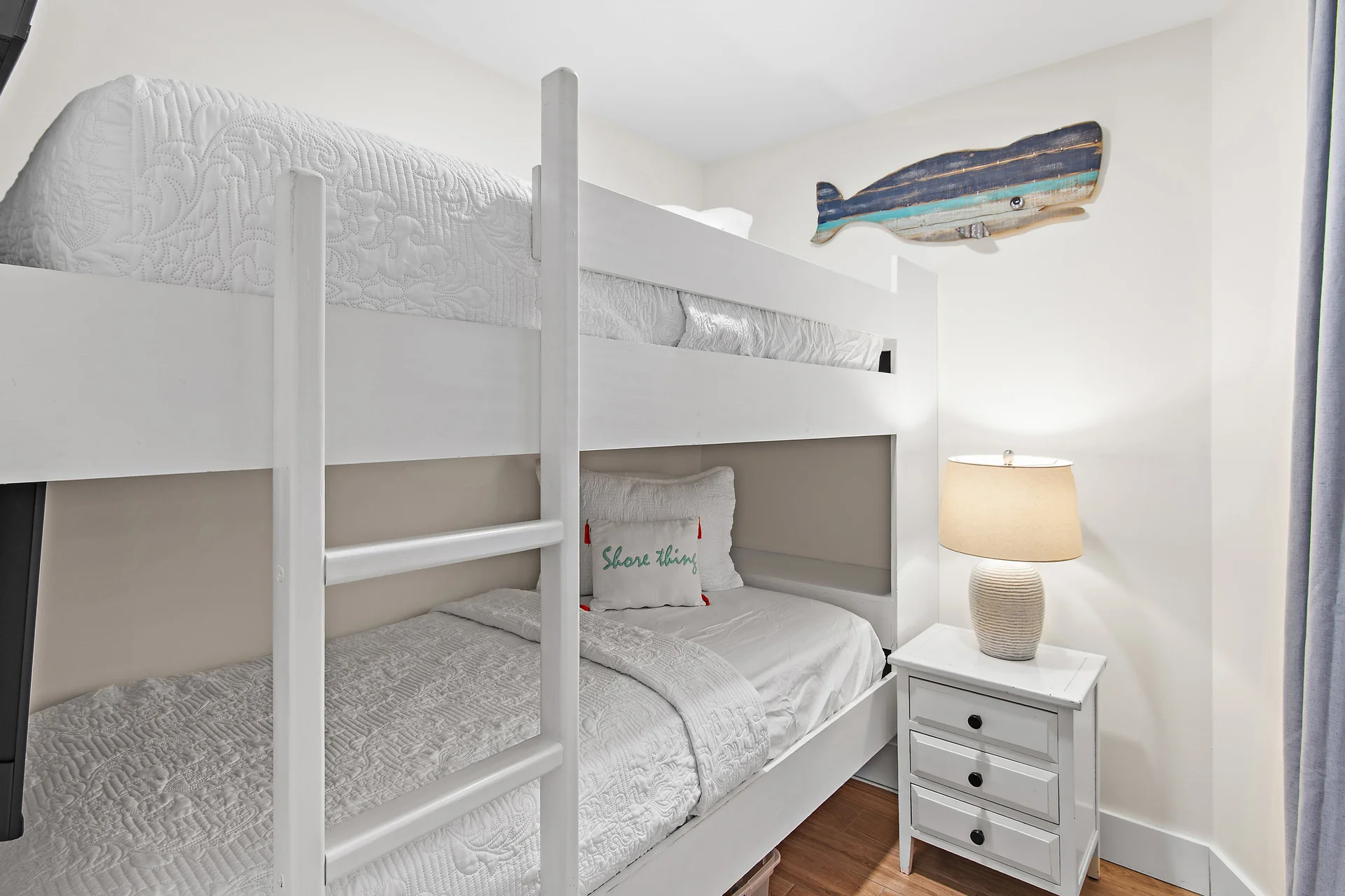 Gulf View 3BR, Sleeps 8, Beach Service Included - Photo 14