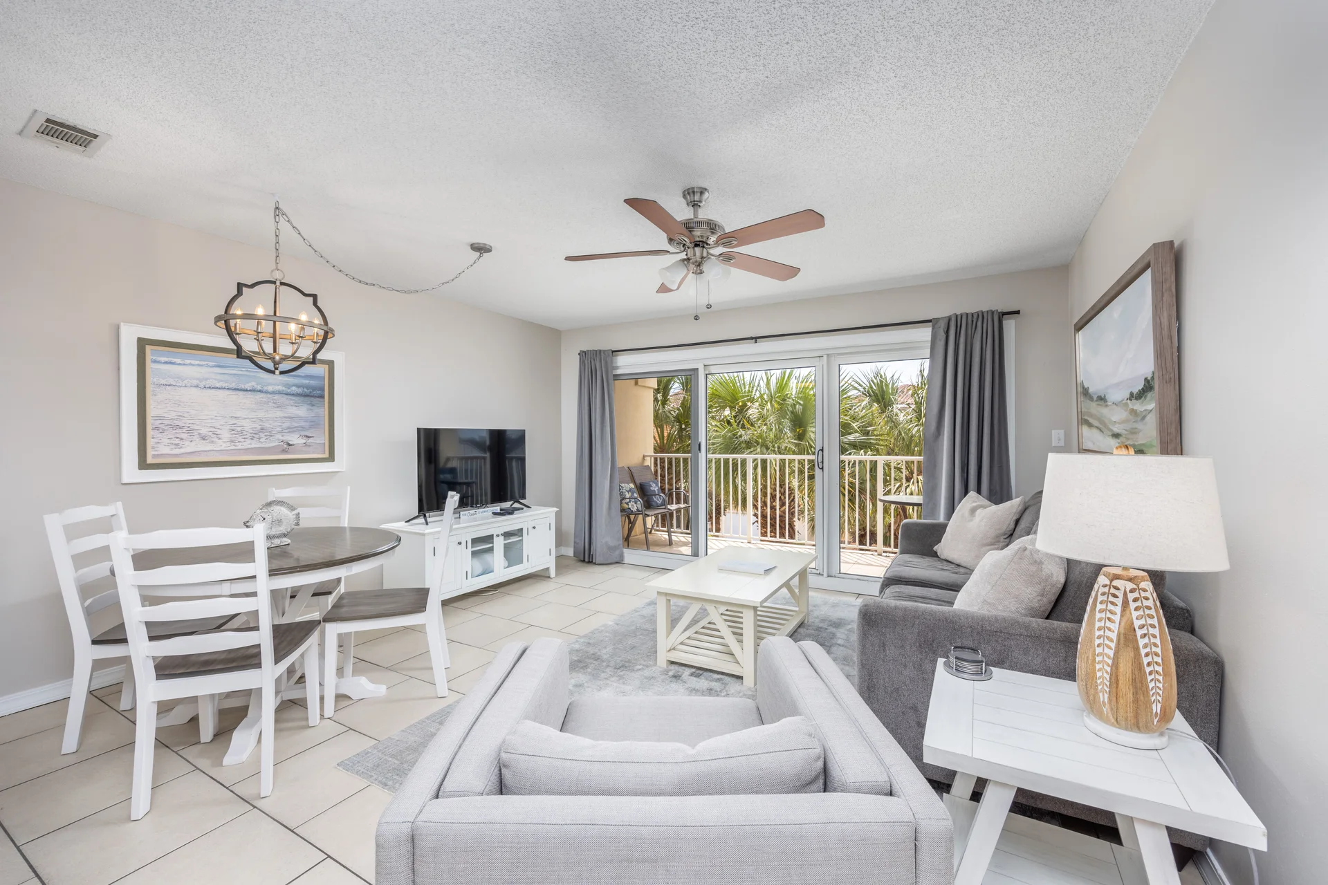 Pet Friendly! Beach Service Included! - Photo 6