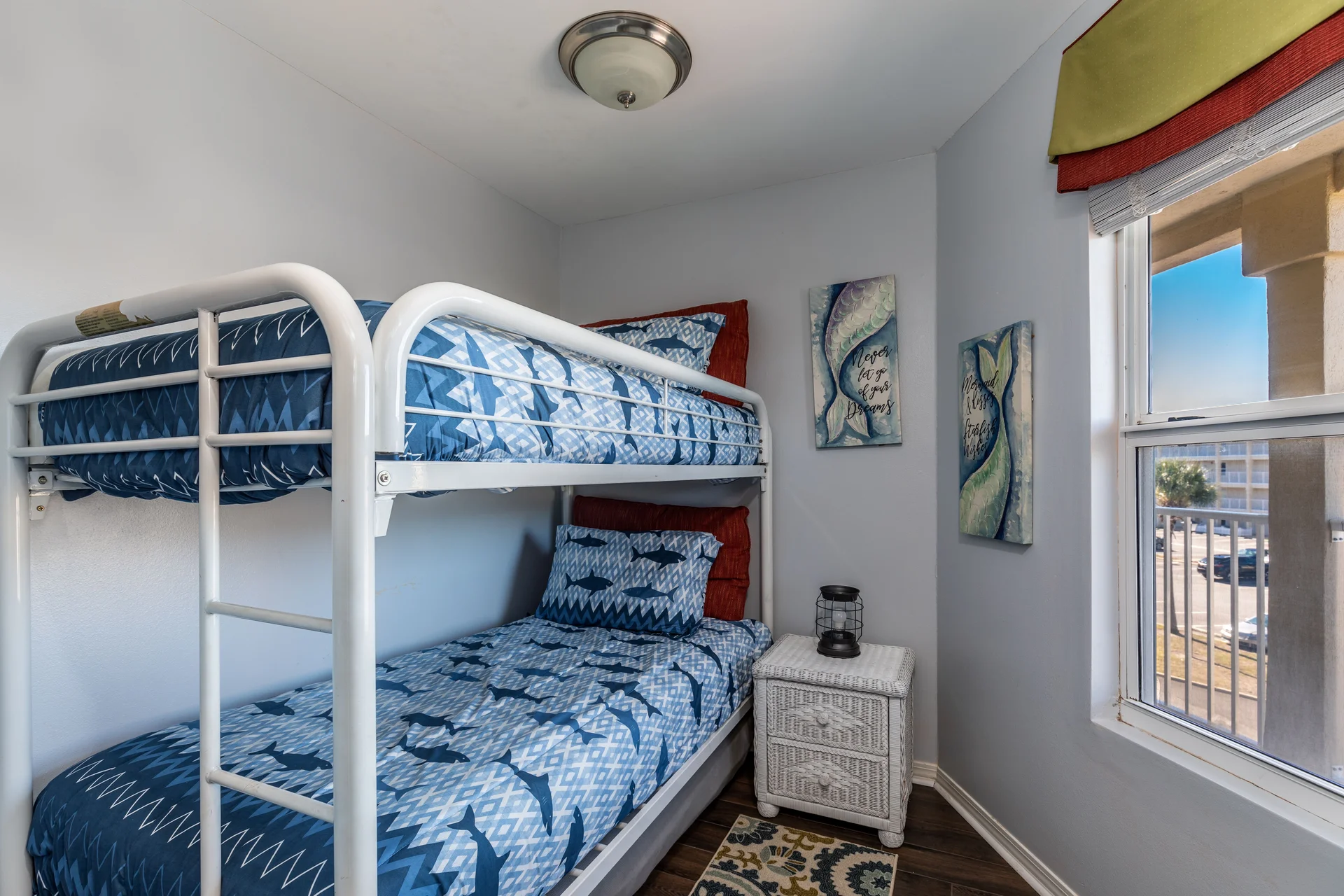 Four Beach Chairs and Two Umbrellas! Private Beach Access! - Photo 6