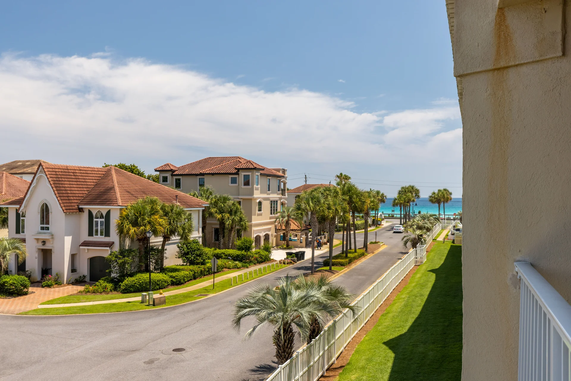 Four Beach Chairs and Two Umbrellas! Private Beach Access! - Photo 12