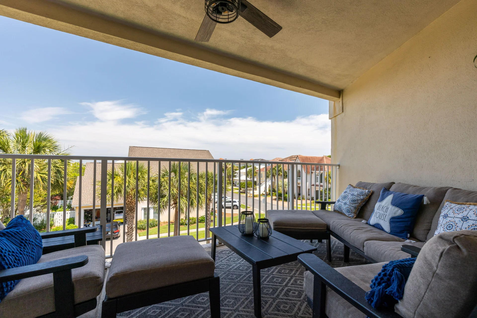 Four Beach Chairs and Two Umbrellas! Private Beach Access! - Photo 11